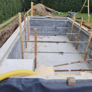 Poolbau 
