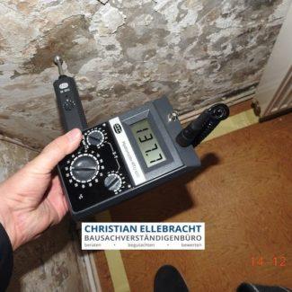 Feuchteschaden Gütersloh Baugutachter 