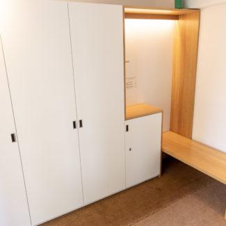 Garderobenschrank 